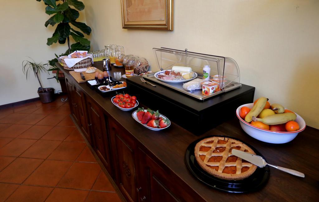 كانوبيو Casa Baroli B&B المظهر الخارجي الصورة